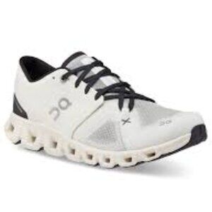 On Cloud X 3 Training Shoes – Alloy Lily White (Men’s Size 11)